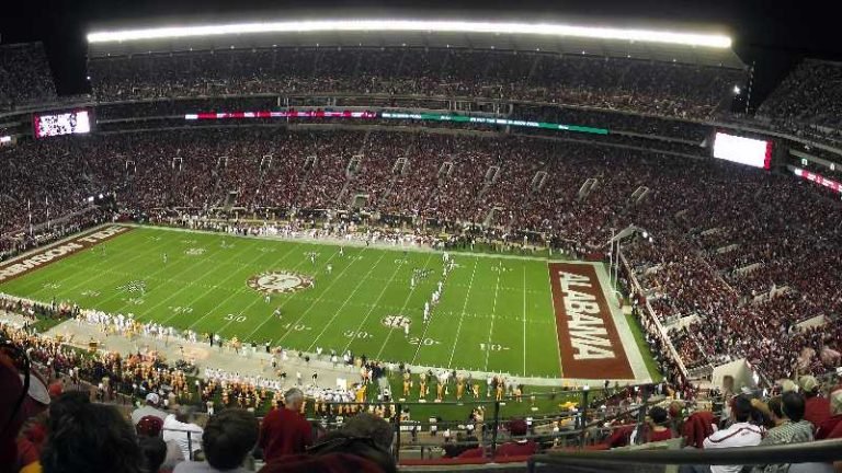 Betting odds, stats for Alabama Crimson Tide vs. Utah State Aggies