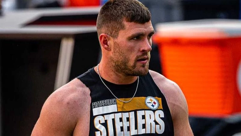 T. J. Watt - refer to caption, tags: steelers linebacker t.j. - CC BY-SA