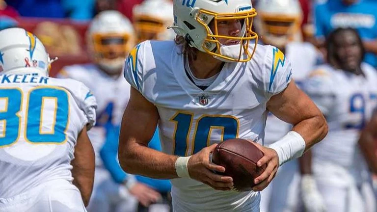 Herbert with the Los Angeles Chargers in 2021, tags: odds justin - CC BY-SA